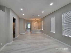 912 Cambridge Cross Pl in Las Vegas, NV - Building Photo - Building Photo