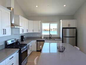 27026 Reef Ln in Helendale, CA - Foto de edificio - Building Photo
