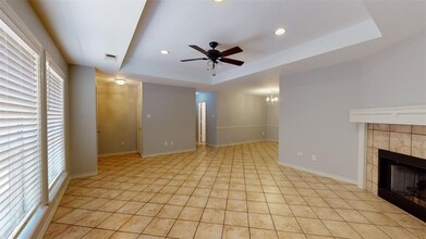 1017 Lincoln Ave, Unit 04307 in College Station, TX - Building Photo - Building Photo