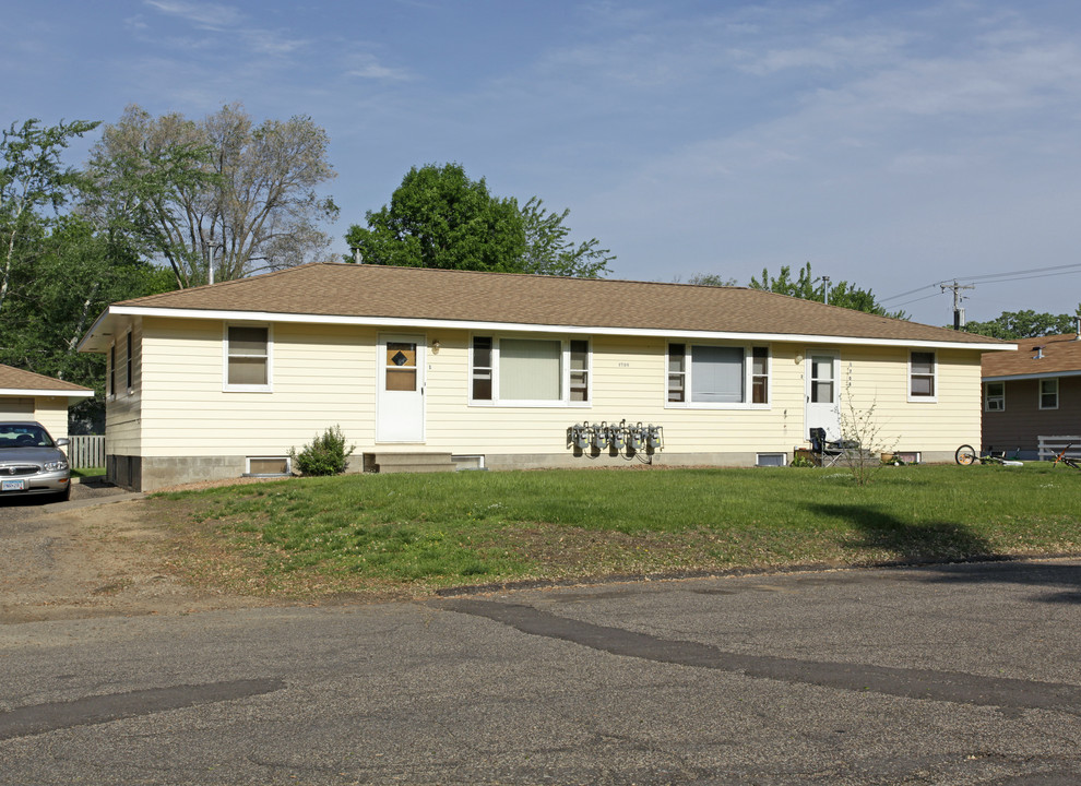 1708 Ashland St in Hastings, MN - Building Photo