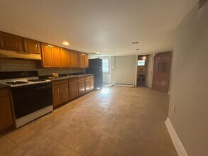 104 Willow Spring Rd in Dundalk, MD - Building Photo - Building Photo