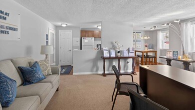 River Run Apartments in Bethlehem, PA - Foto de edificio - Building Photo