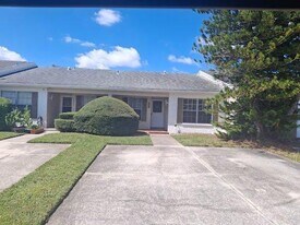 2933 Stillwell Ct in New Port Richey, FL - Building Photo