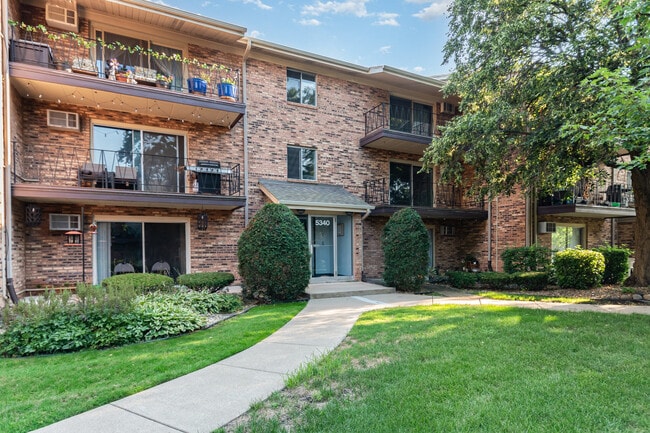 property at 5340 Waterbury Ct