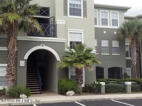3591 Kernan Blvd S in Jacksonville, FL - Building Photo - Building Photo