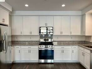 2700 Wildflower Sta Pl in Antioch, CA - Building Photo - Building Photo