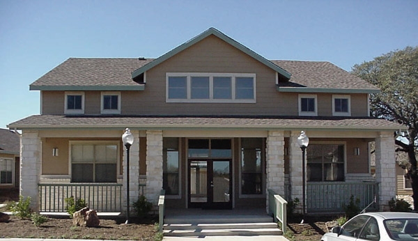 Legend Oaks in Llano, TX - Building Photo