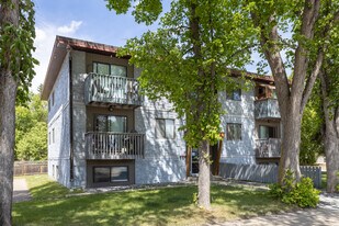 5804 58A St in Red Deer, AB - Building Photo