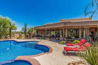 6114 E Fleming Springs Rd in Cave Creek, AZ - Building Photo - Building Photo
