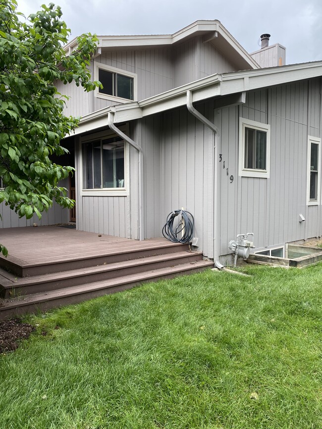 property at 3119 Westwood Ct