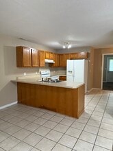 226 Deer Valley Rd, Unit 226 in Sunrise Beach, MO - Building Photo - Building Photo
