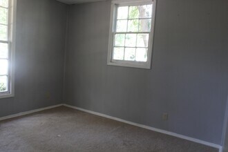 308 Forrestal Ln in Albany, GA - Building Photo - Building Photo