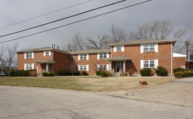 3001-3003 Pamela Way in Louisville, KY - Building Photo - Building Photo