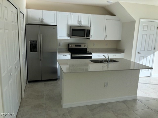 14011 Oviedo Pl in Ft. Myers, FL - Building Photo - Building Photo