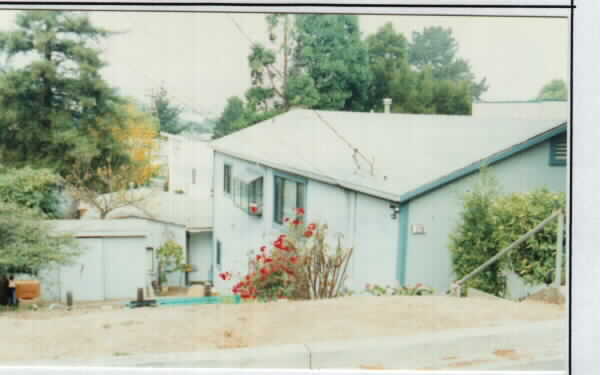 278 Santa Clara St in Brisbane, CA - Foto de edificio - Building Photo