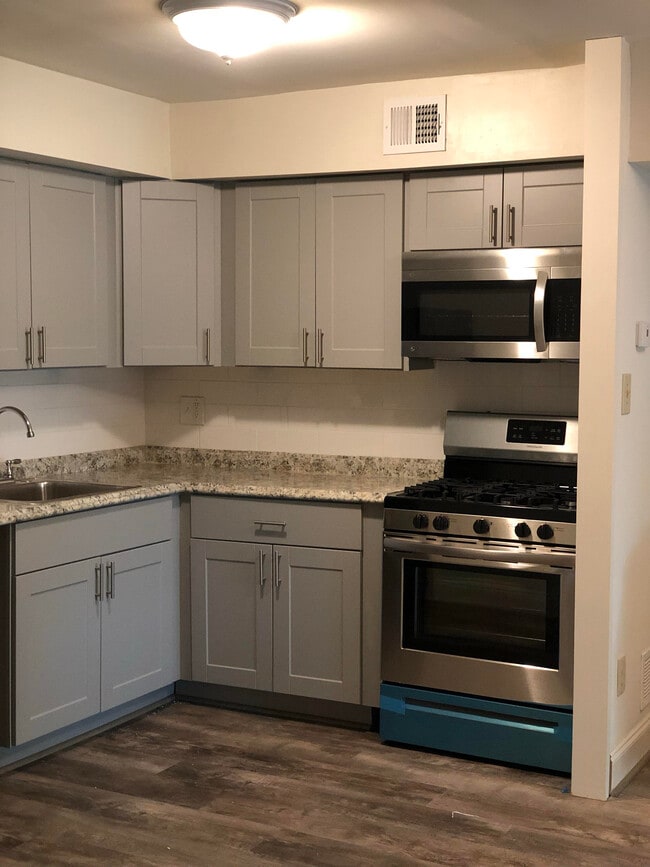 523 Stony Way, Unit 523 in East Norriton, PA - Building Photo - Building Photo
