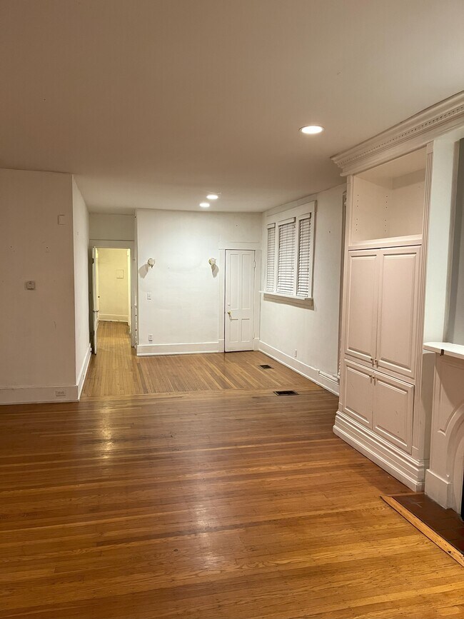 32 Irving Pl, Unit Front in Buffalo, NY - Building Photo - Building Photo