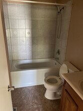 316 Barkwood Dr in Clarksville, TN - Building Photo - Building Photo