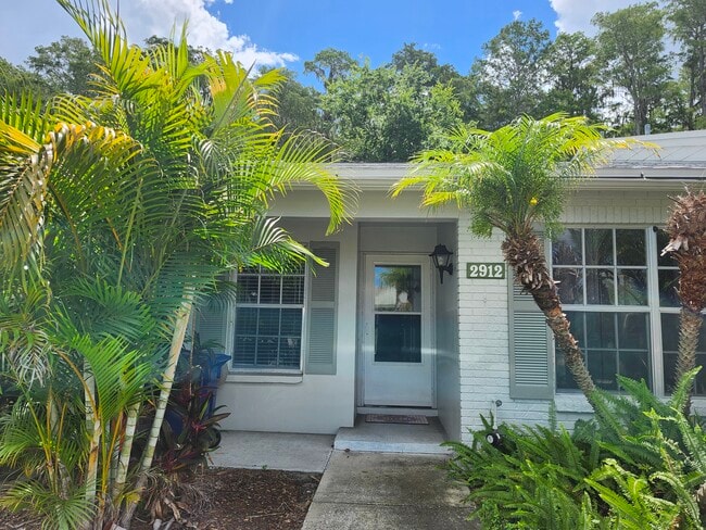 2912 Westmoreland Ct, Unit Veterans Villas