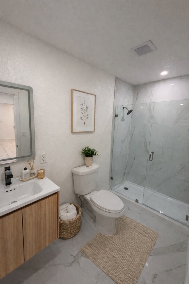 10424 SW 7th St in Miami, FL - Building Photo - Building Photo