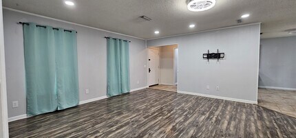 605 Melbourne Dr in Enterprise, AL - Building Photo - Building Photo