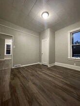 1002 8th St S in La crosse, WI - Building Photo - Building Photo