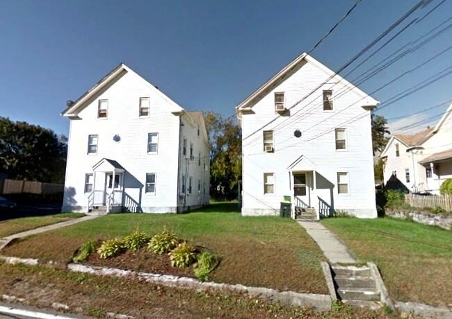 1040-1044 Victory Hwy in Mapleville, RI - Building Photo