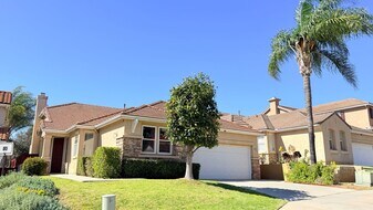 604 Landmark Pl in San Marcos, CA - Building Photo