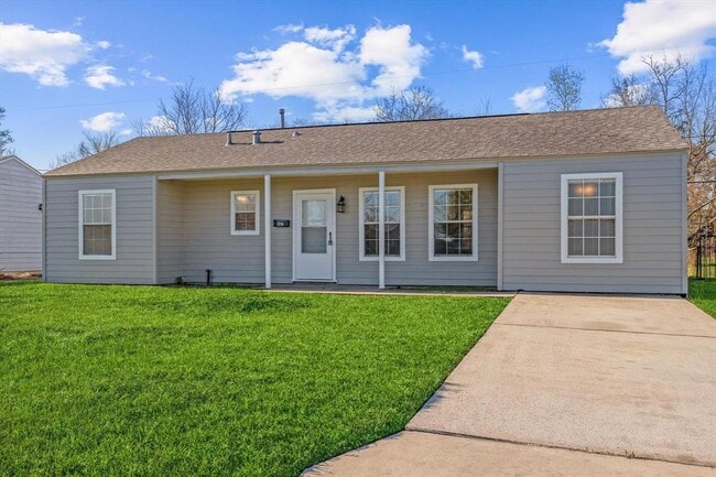 5234 Browncroft St in Houston, TX - Building Photo - Building Photo