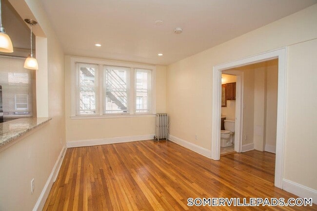 138 Highland Ave in Somerville, MA - Foto de edificio - Building Photo