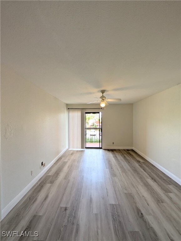 2855 Winkler Ave in Ft. Myers, FL - Building Photo - Building Photo