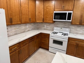 6545 Birch Dr in Santa Rosa, CA - Building Photo - Building Photo