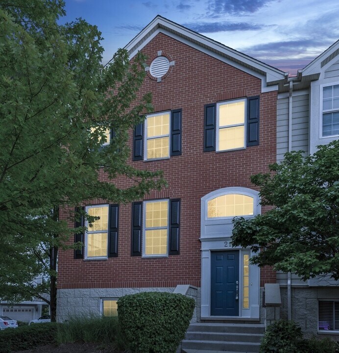 219 Cassidy Ln in Elgin, IL - Foto de edificio