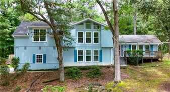 3233 River Oak Pl in Lawrenceville, GA - Building Photo