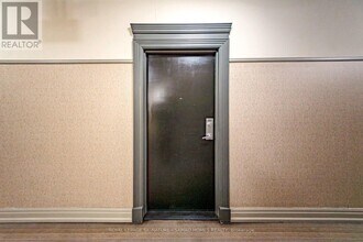 388 Prince of Wales Dr in Mississauga, ON - Building Photo - Building Photo