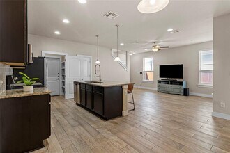 443 High Tech Dr in Georgetown, TX - Building Photo - Building Photo