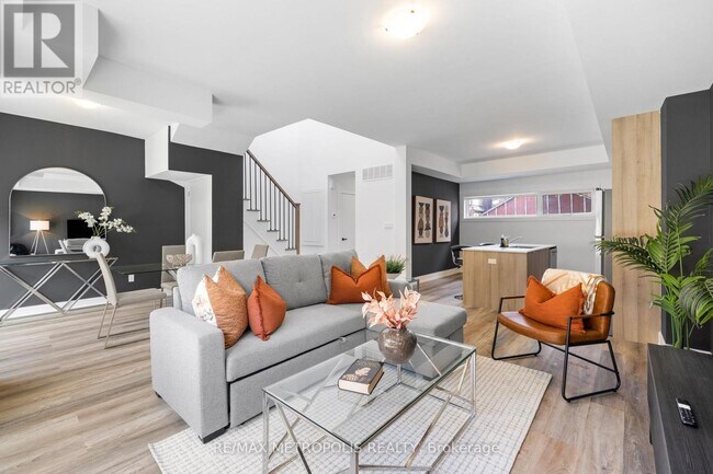 property at 449 Lansdowne Ave