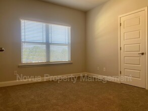 216 Amidon Dr in Villa Rica, GA - Foto de edificio - Building Photo