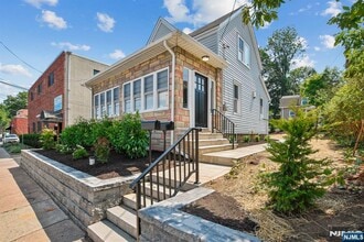 567 S Broad St in Glen Rock, NJ - Building Photo - Building Photo