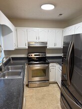12800 Levins Hall Rd in Huntersville, NC - Building Photo - Building Photo