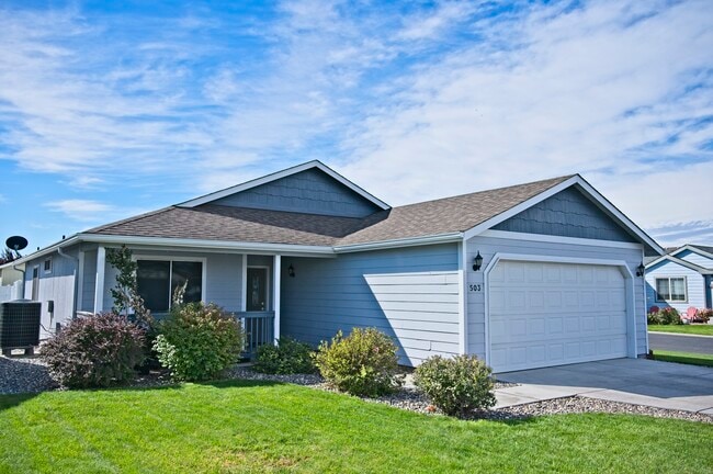 property at 503 Smoketree Pl