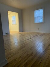 1001 Elizabeth St in Midland, MI - Building Photo - Building Photo