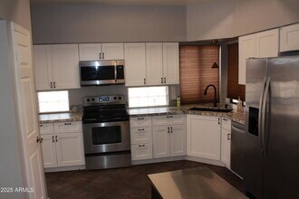 852 N Terrace Rd in Chandler, AZ - Building Photo - Building Photo