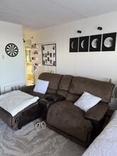 200 Swanton St, Unit 704 in Winchester, MA - Foto de edificio - Building Photo