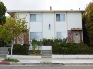 331 E Micheltorena St in Santa Barbara, CA - Foto de edificio