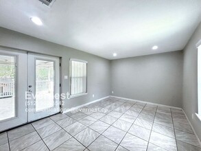 3934 Portsmouth Dr in San Antonio, TX - Building Photo - Building Photo