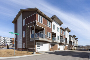 The Terrace in Calgary, AB - Building Photo