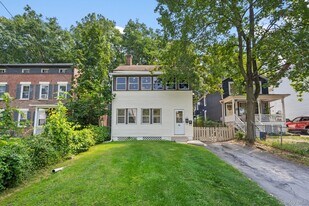 93 Delafield St in Poughkeepsie, NY - Building Photo