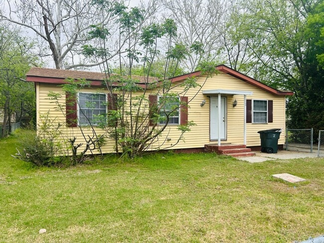 property at 1109 Karen Dr