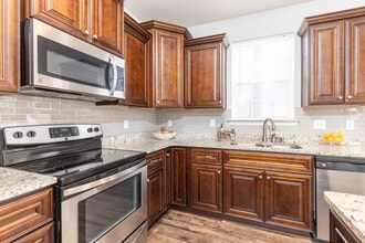 132 S Thalia Rd in Virginia Beach, VA - Building Photo - Building Photo